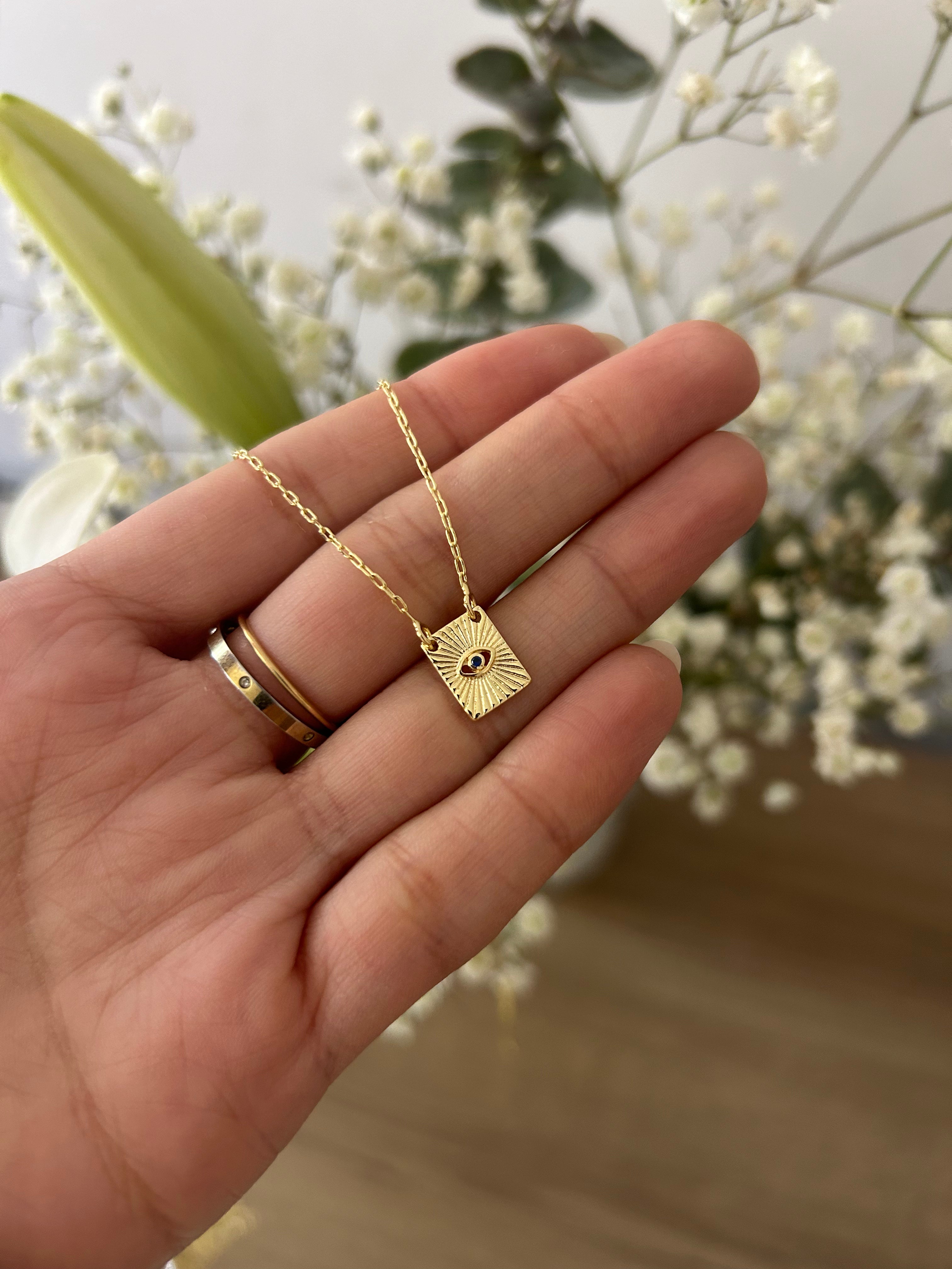 Collar Amuleto